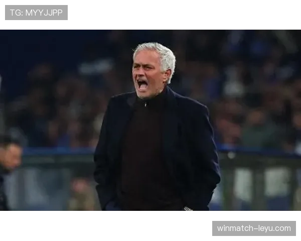 穆里尼奥战术转型引热议:从防守反击迈向进攻压制 穆里尼奥战术转型引热议:从防守反击迈向进攻压制