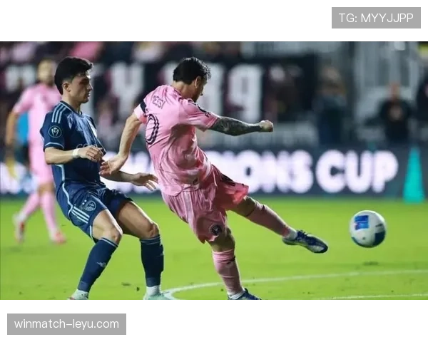 卡瓦尼状态回勇连场破门，助球队豪取连胜