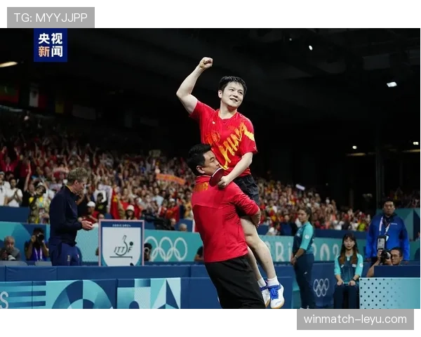 李小鹏退役后天天带娃跳鞍马，这届体操爸爸太卷了吧